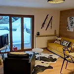 Nest - Moderne & Confortable Au Coeur De - 4 Vallees Apartment *
