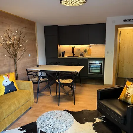 Nest - Moderne & Confortable Au Coeur De - 4 Vallees Appartement *