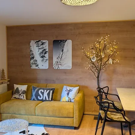 Nest - Moderne & Confortable Au Coeur De - 4 Vallees Apartman